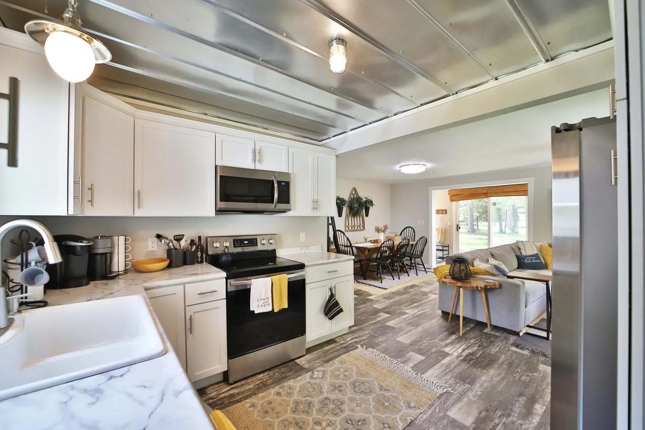 10032 N Long Lake Rd - Photo 5 of 24