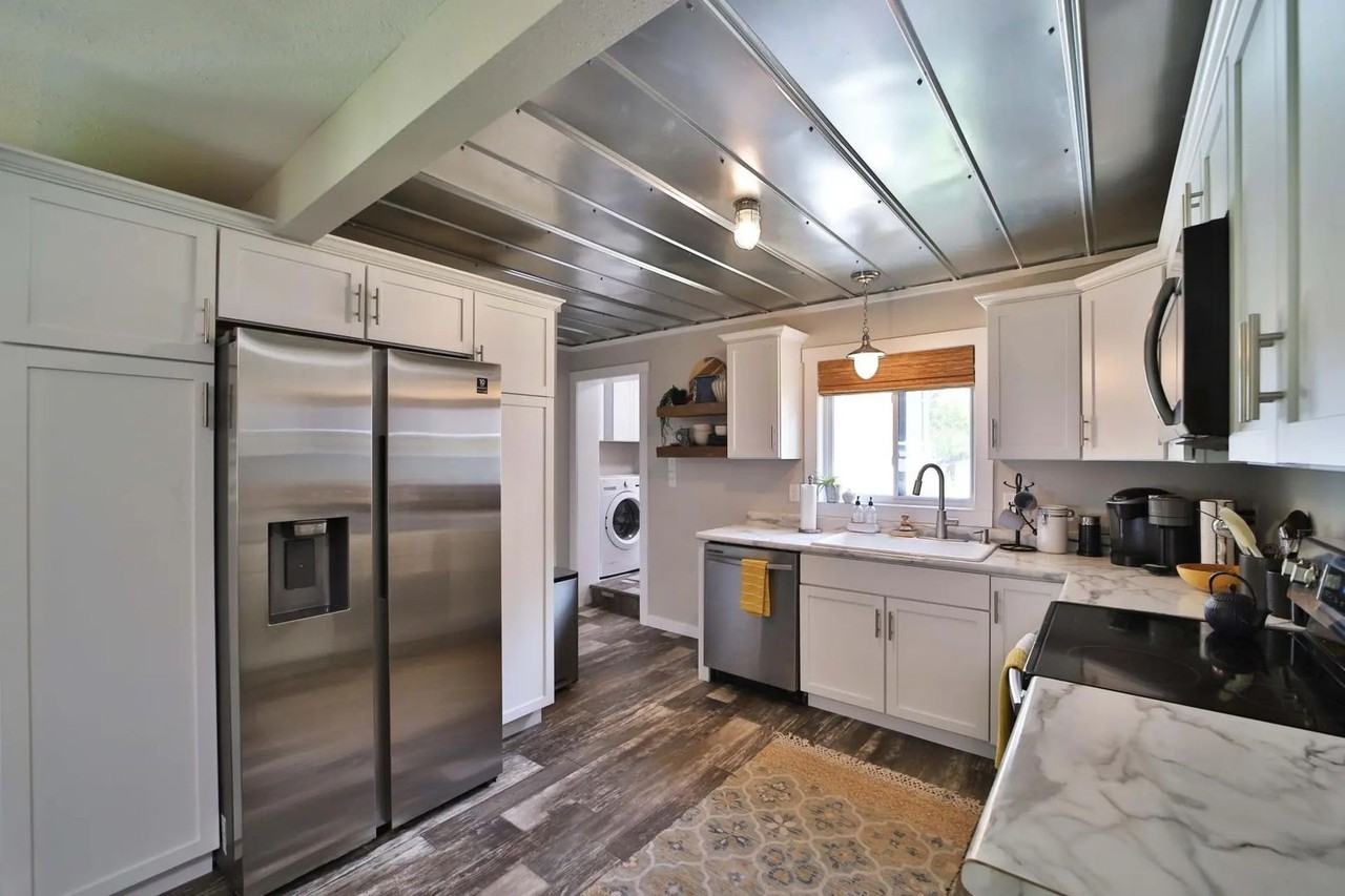 10032 N Long Lake Rd - Photo 6 of 24