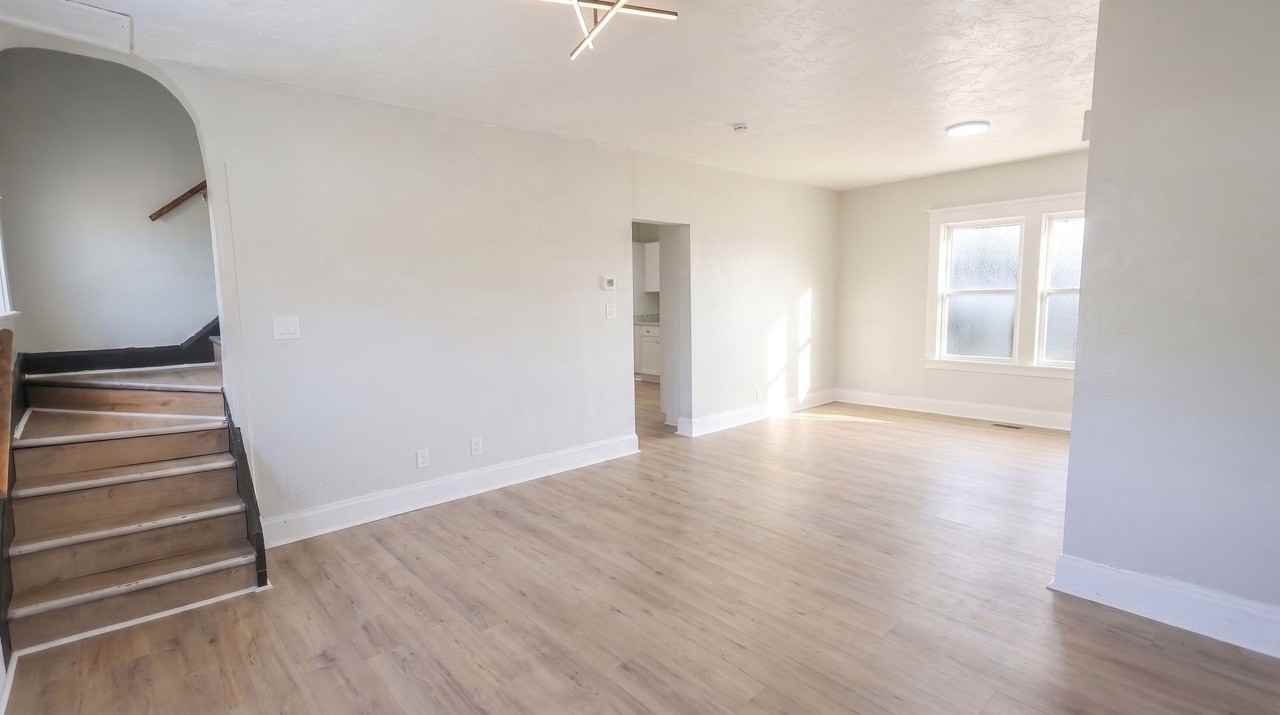 3440 E 145th St - Photo 7 of 23