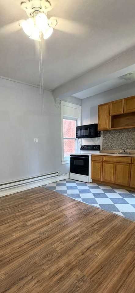 1713 W Tioga St - Photo 2 of 5