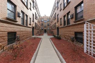 821A W Cornelia Ave #212 - Photo 1 of 1