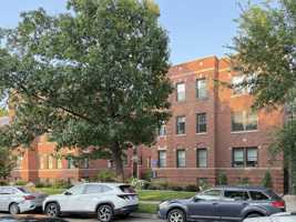 featured image of 1133 Oak Ave #2W