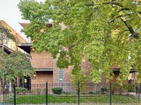 4537 N Dover St #1A - Photo 1 of 1