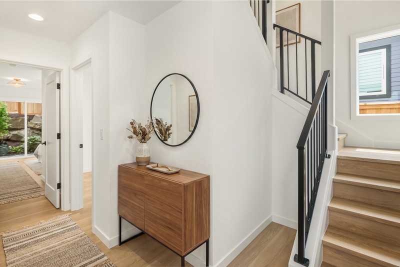 3638 Greenwood Ave N #A - Photo 4 of 23