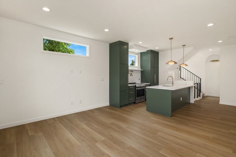 3638 Greenwood Ave N #A - Photo 6 of 23