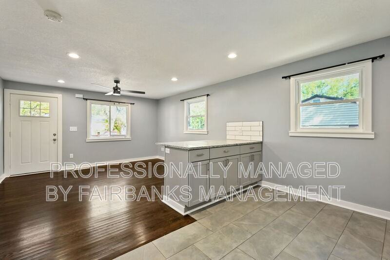 4535 N Forest Ave - Photo 7 of 17