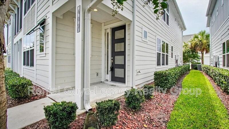 409 Crestview Dr - Photo 2 of 34