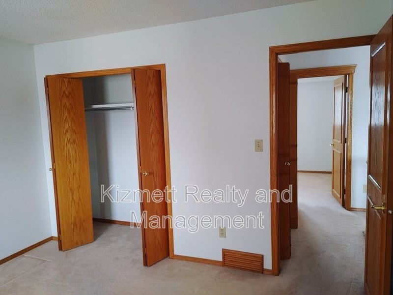 615 Forest Lane Nw - Photo 4 of 21