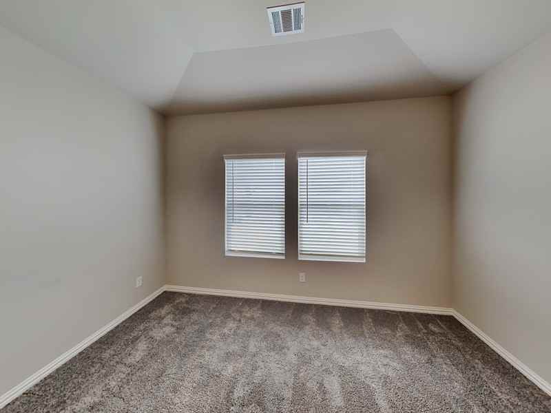 5533 Baker Creek Rd - Photo 6 of 18