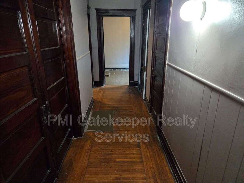 954 Hawthorne Ave #FL1 - Photo 2 of 23