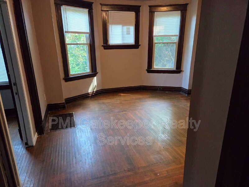 954 Hawthorne Ave #FL1 - Photo 3 of 23