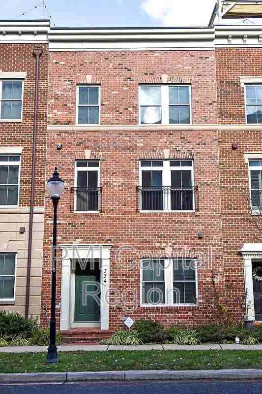 334 Community Center Ave - Photo 2 of 29