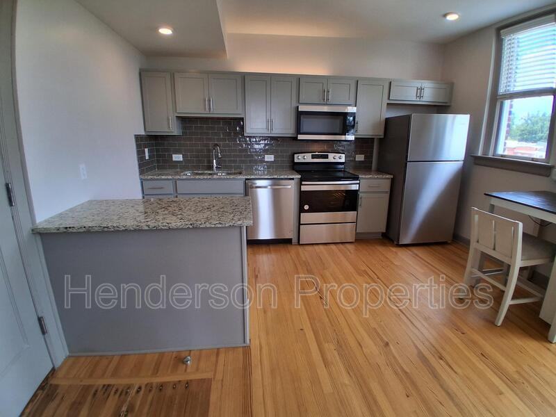 197 N 2nd St #402 - Photo 3 of 15