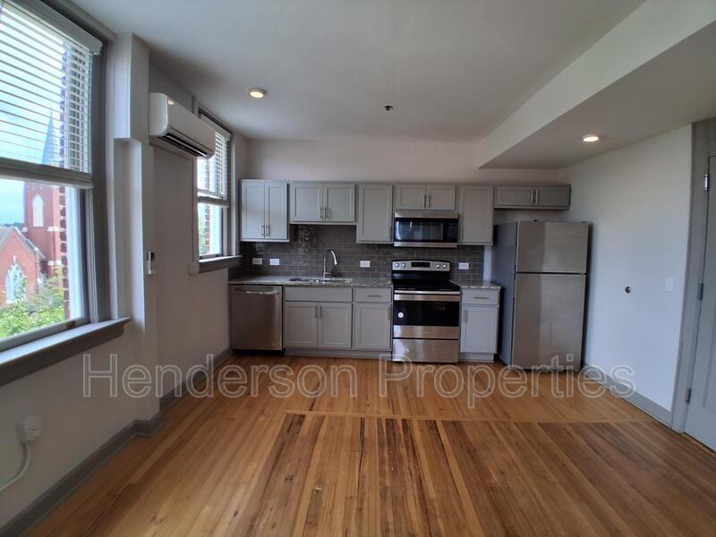 197 N 2nd St #404 - Photo 4 of 12