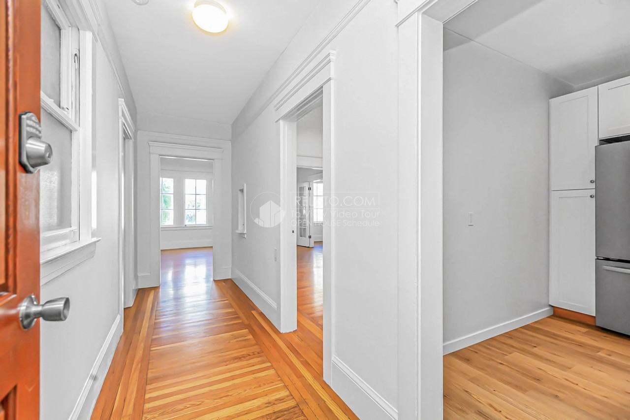 1849 Golden Gate Ave #1 - Photo 3 of 29