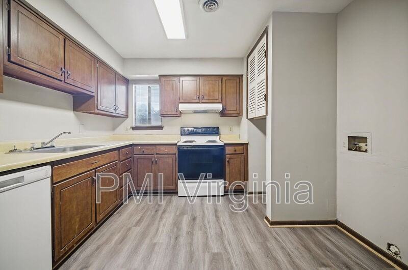 1474 E Tanners Creek Dr - Photo 5 of 37