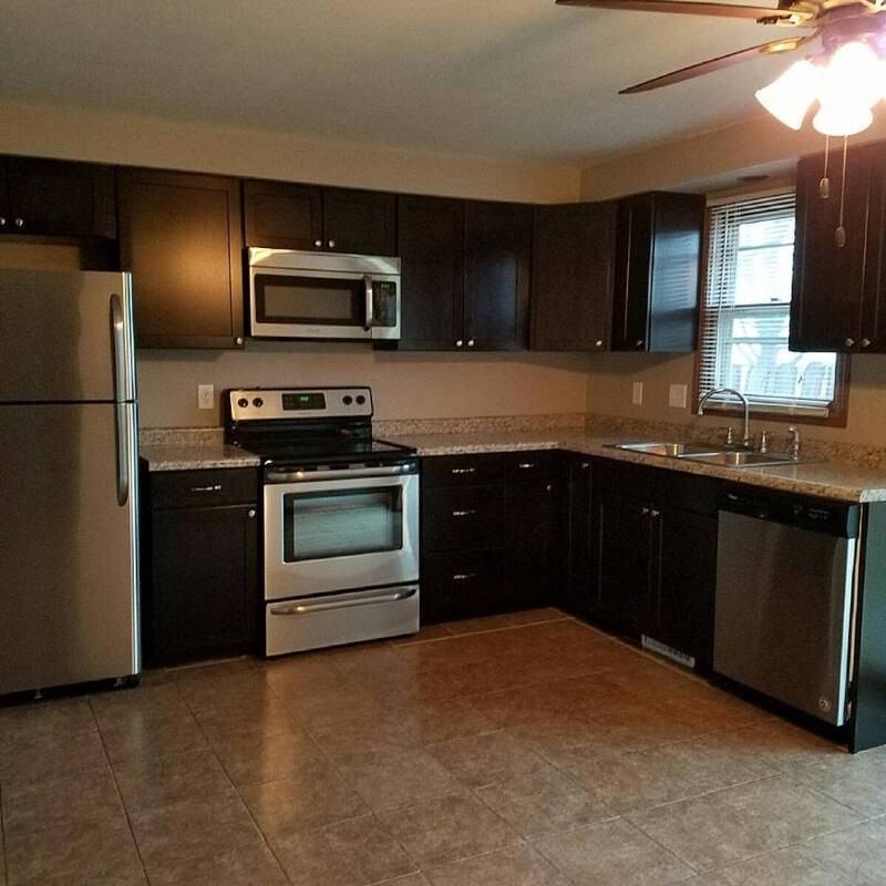 1260 Primrose Ln - Photo 2 of 4