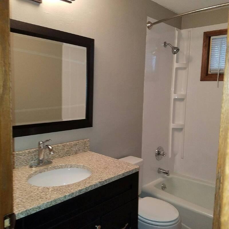 1260 Primrose Ln - Photo 3 of 4