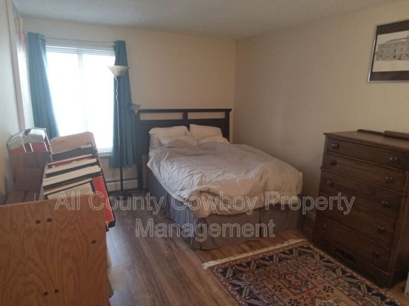 1516 E Grand Ave #101 - Photo 7 of 11