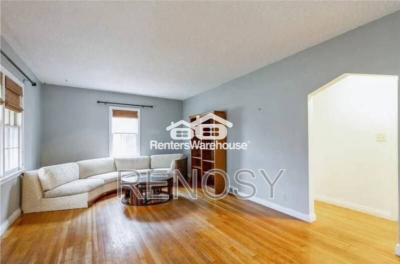 1601 56th St - Photo 3 of 16