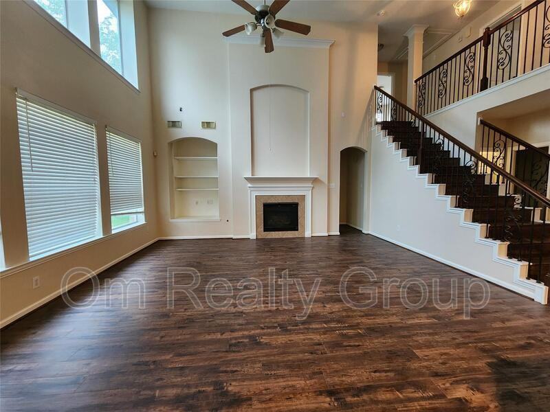 5307 Dandelion Meadow Ln - Photo 7 of 32