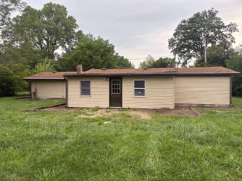 3368 Clover Dr - Photo 6 of 19