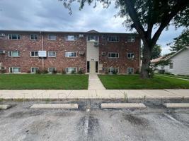featured image of 1152 Evans Ave #4
