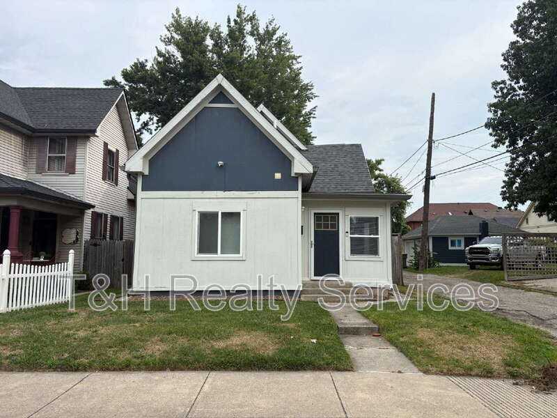 422 Iowa St - Photo 4 of 33