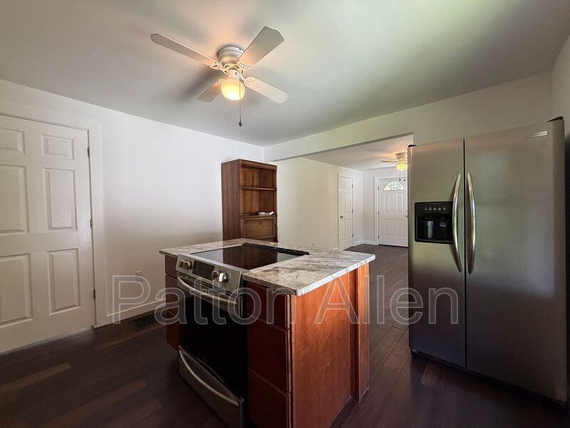 152 Ardmore St - Photo 7 of 20