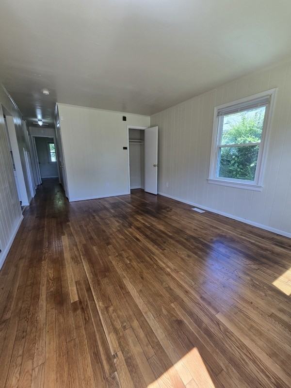 1210 Carlisle Ave - Photo 6 of 17