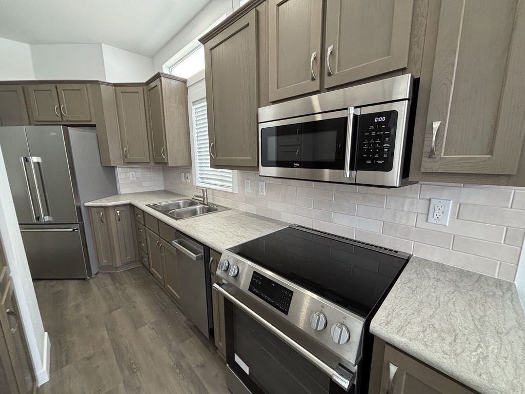 3020 E Main St Lot V121 - Photo 5 of 17