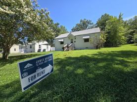 1715 Rockwood Rd - Photo 1 of 1
