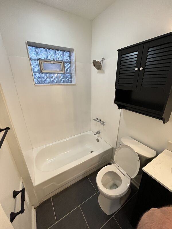 88 Hawkes Ave - Photo 3 of 10