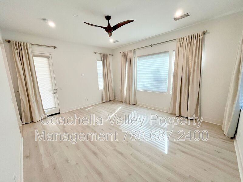 74635 Tesla Dr - Photo 4 of 50