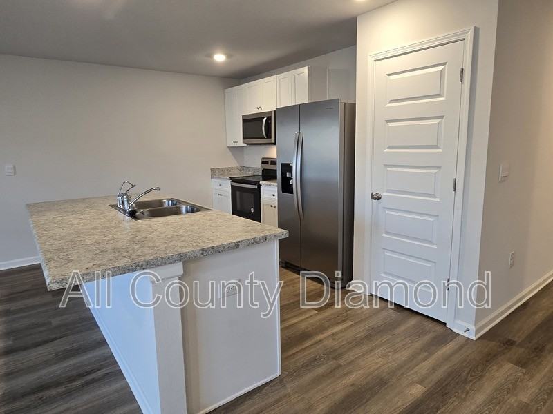 5116 Sienna Dr - Photo 3 of 23