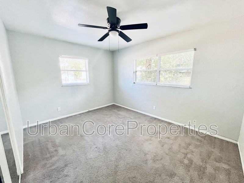1601 4th St N #4A - Photo 6 of 8