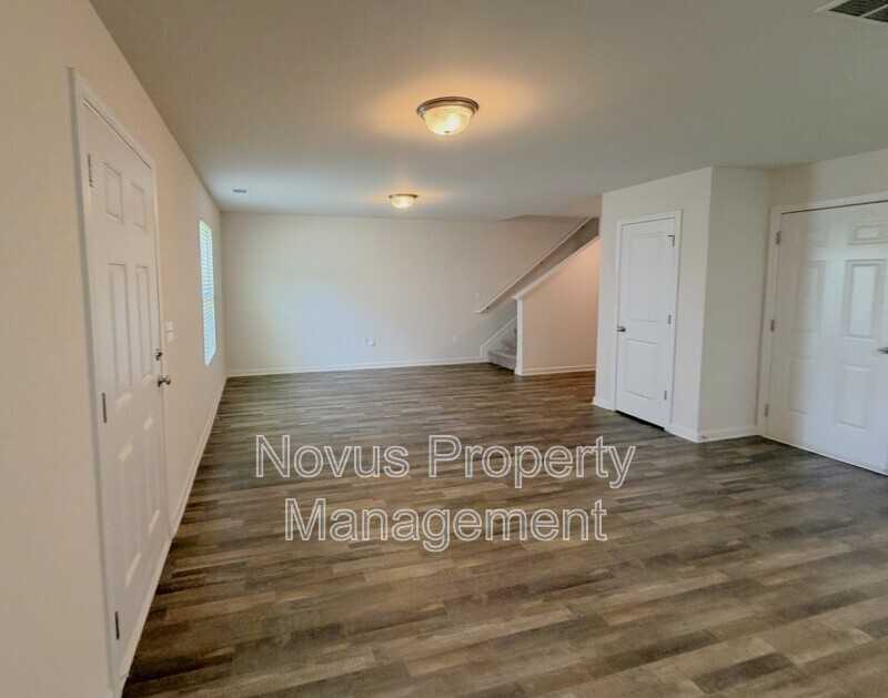 506 Amelia Ct - Photo 3 of 19