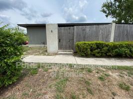 featured image of 5420 Se 29th Pl #A