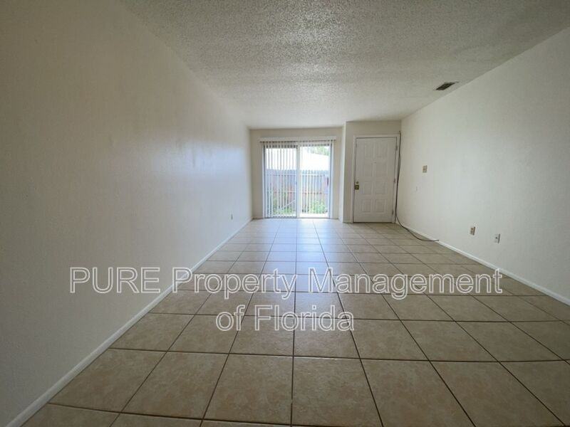 5420 Se 29th Pl #A - Photo 5 of 34