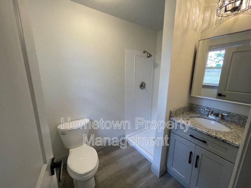 1382 Armstrong Valley Rd - Photo 2 of 15