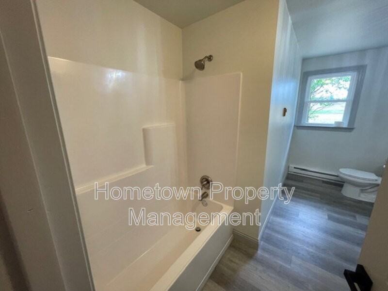 1382 Armstrong Valley Rd - Photo 7 of 15