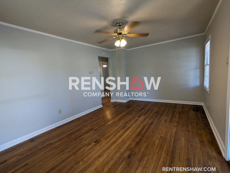 1887 N Graham St - Photo 3 of 25