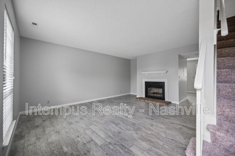 5771 Brentwood Trce - Photo 5 of 26