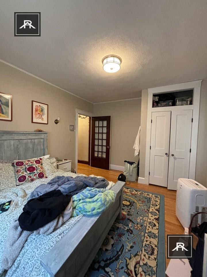 172 Winthrop Rd #2 - Photo 4 of 7
