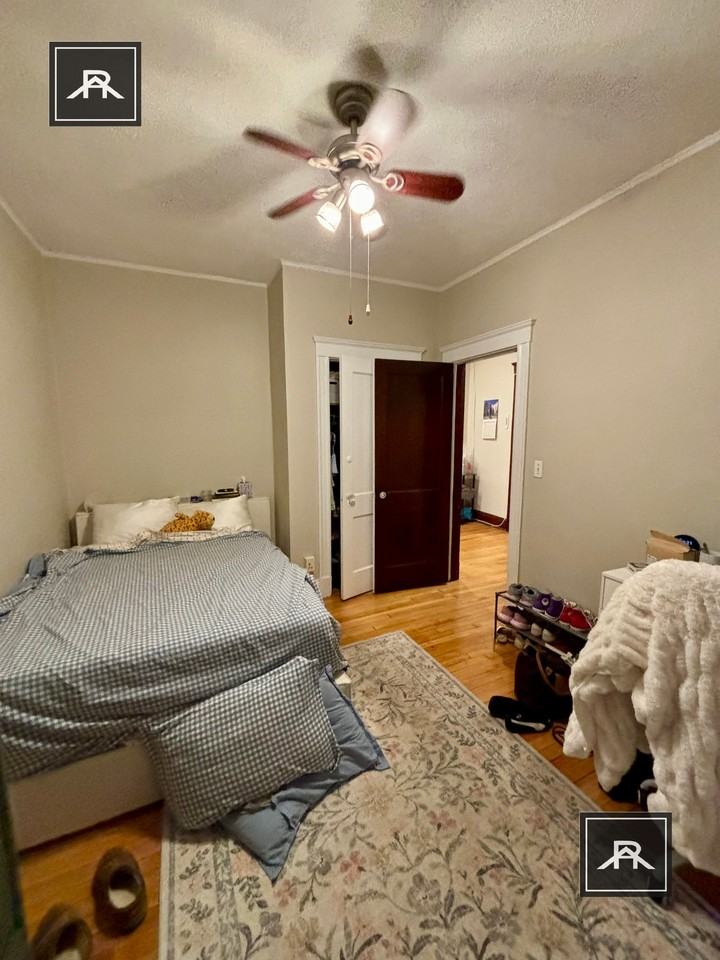 172 Winthrop Rd #2 - Photo 6 of 7