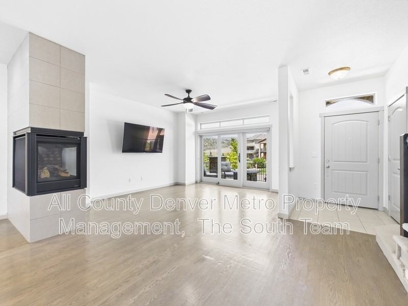 15616 W Wesley Ave - Photo 3 of 25