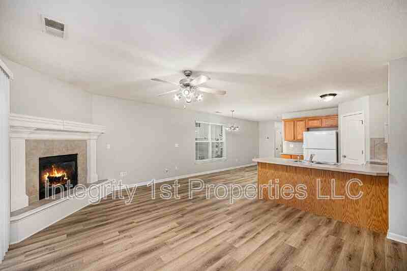 5977 Nw 91st Ter - Photo 7 of 15