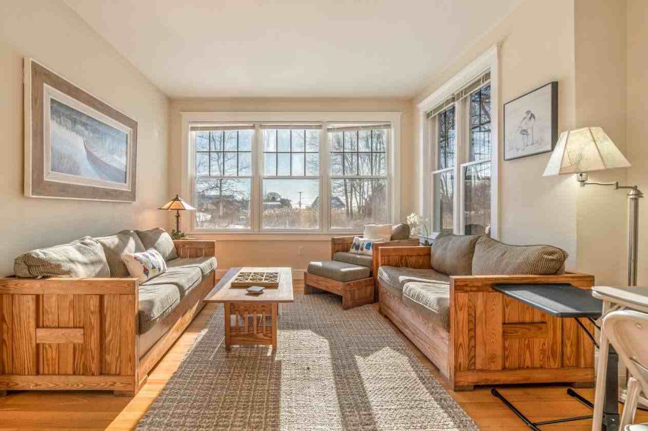 100 Ocean Ave - Photo 2 of 15