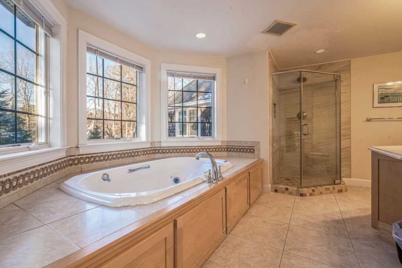 100 Ocean Ave - Photo 3 of 15