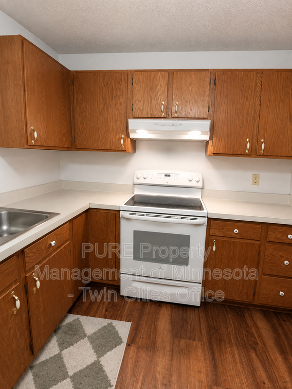 1207 Hewitt Ave #9 - Photo 3 of 12